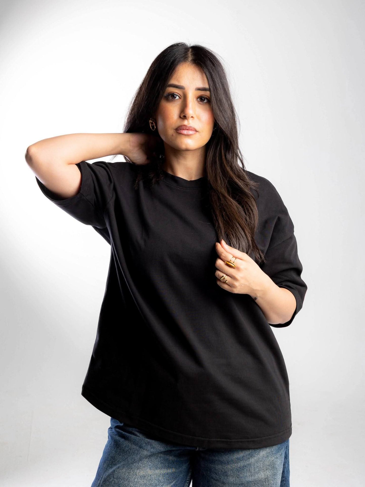 BASIC OVERSIZED T-SHIRT